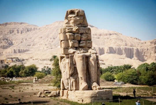 Colossi of Memnon 4